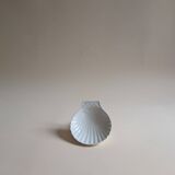 Pair of shell bowls