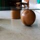 Table basse metaforma en bois et plateau en verre