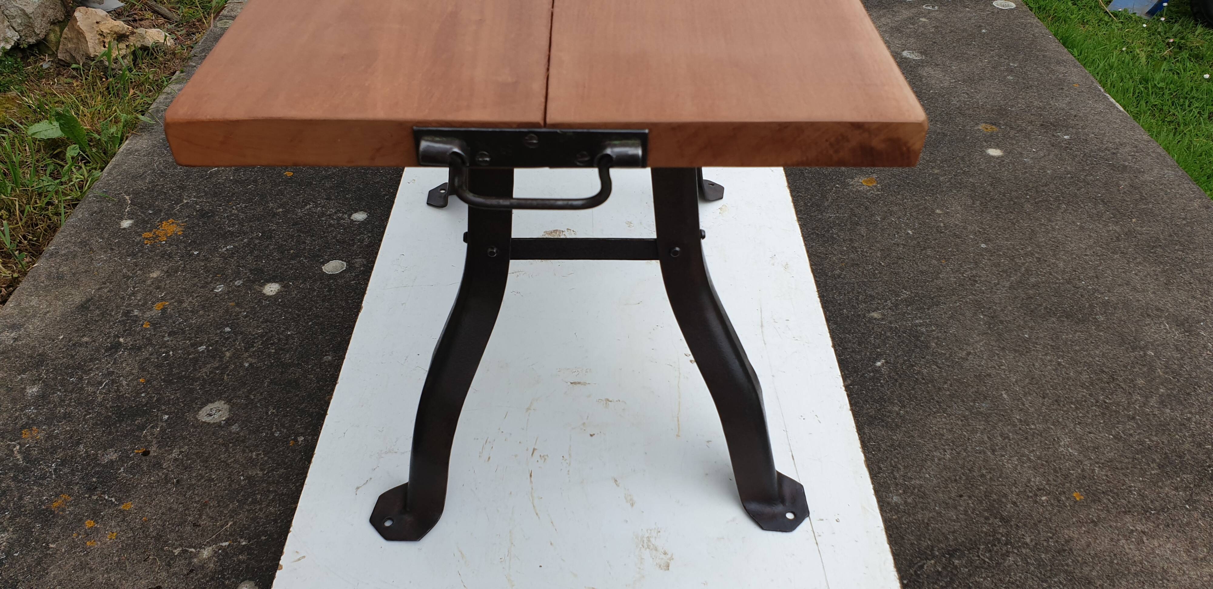 Table or console industrial machine foot 1900s