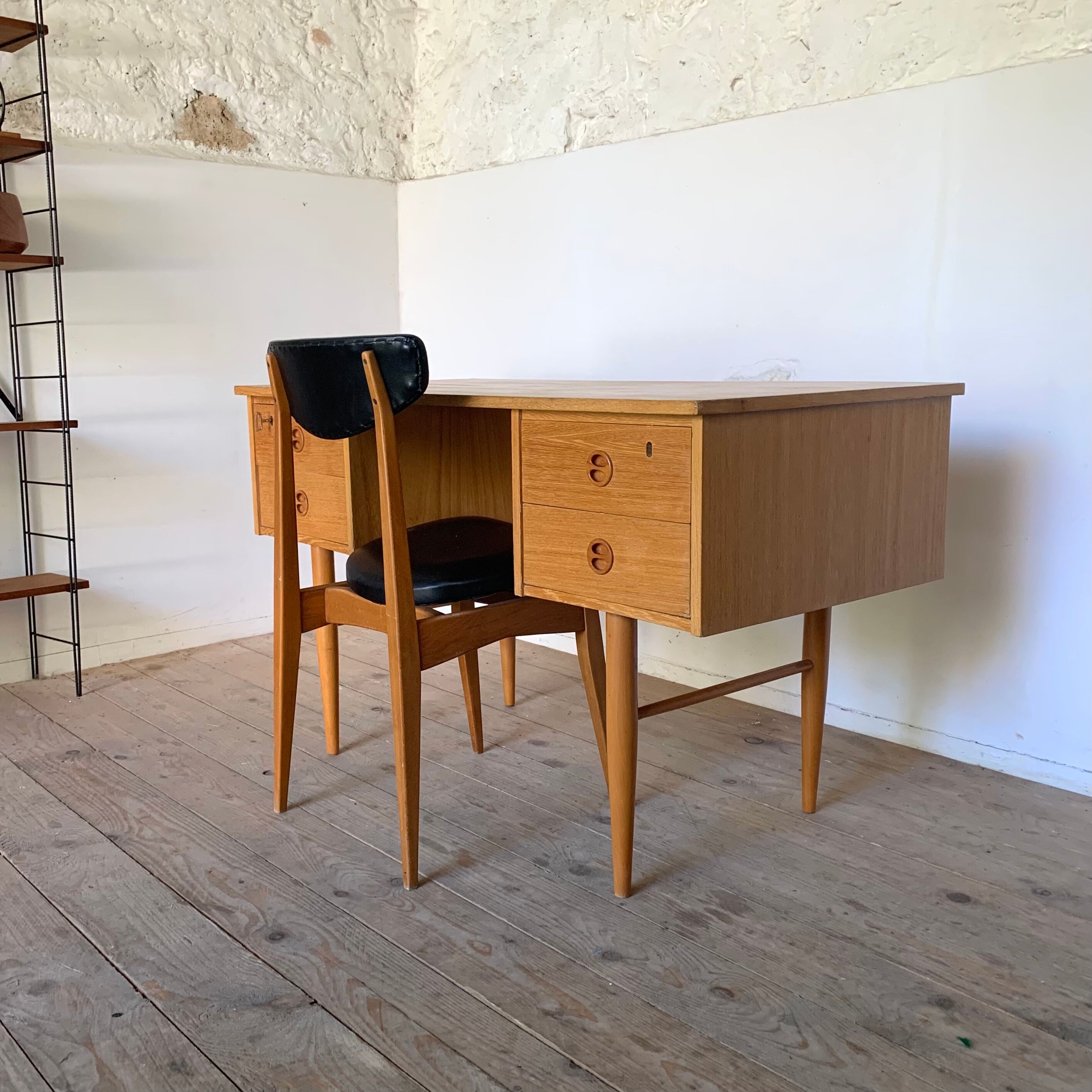 Bureau vintage