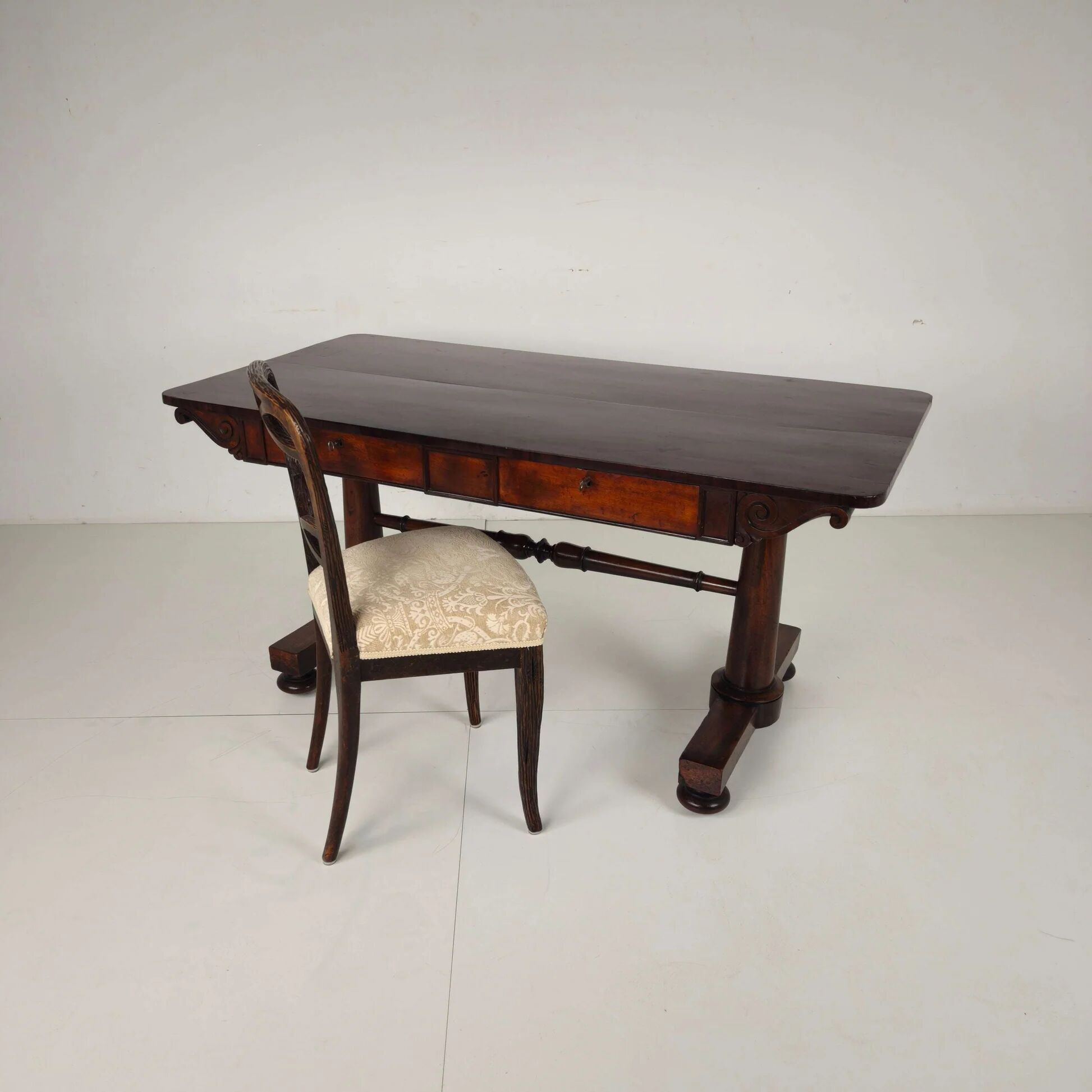 Early 19th century English Regency / William IV library writing table