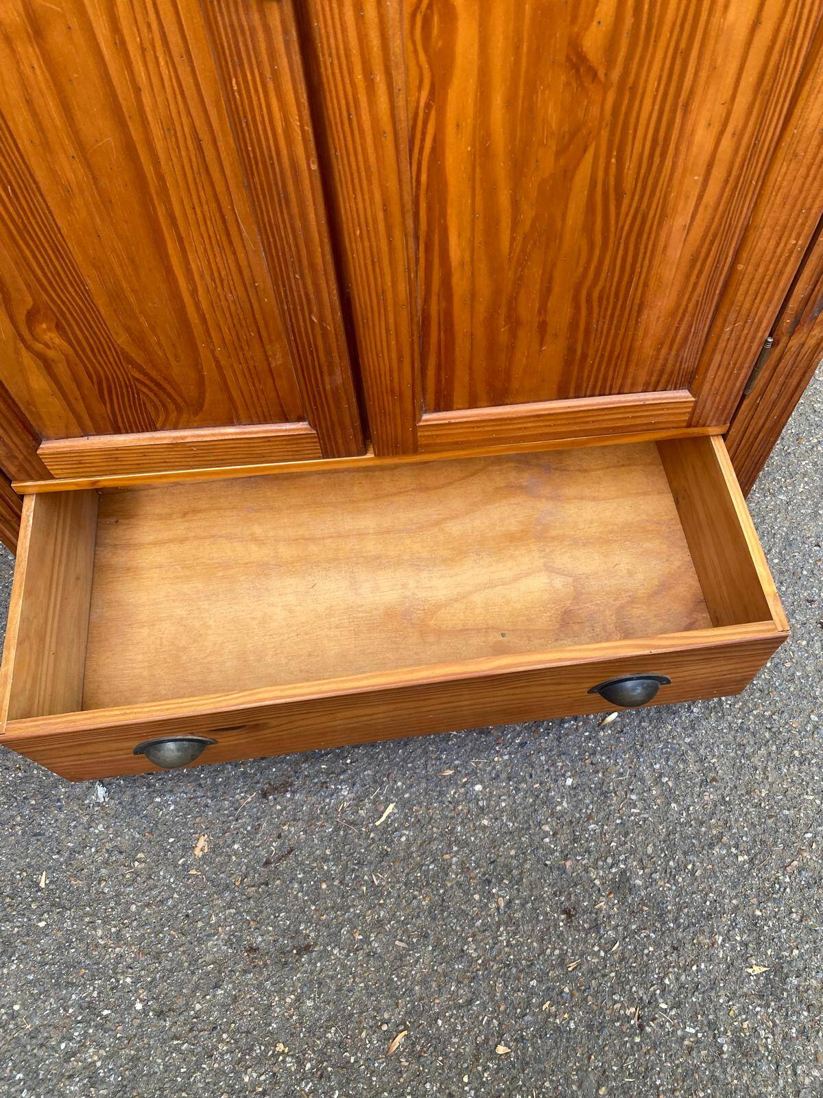 Small wardrobe / bonnetière in solid honey pine with 2 doors and 1 drawer.