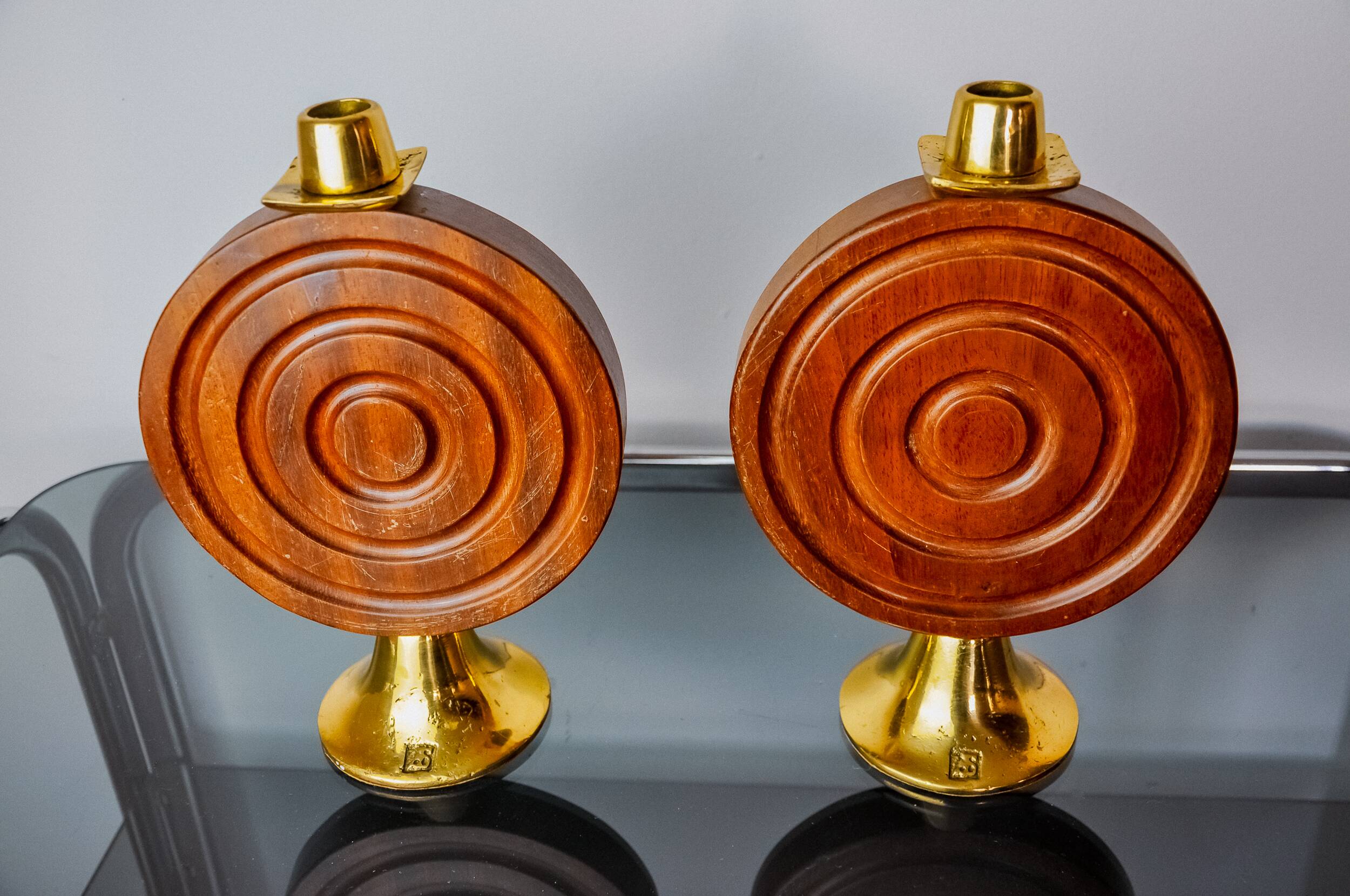 Pair of brutalist candlesticks by Ardisur, bronze and wood, Spain, 1970