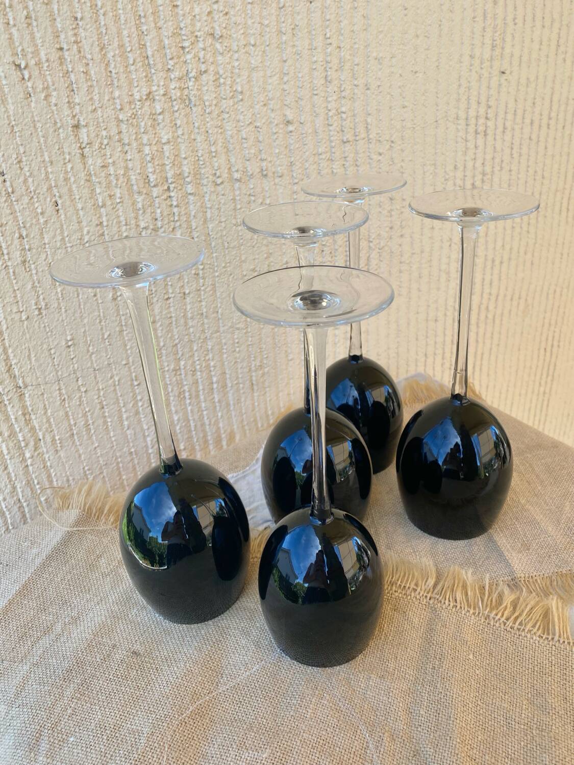 Footed glasses in blown purple bubble glass, Murano style.