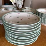 dinnerware set