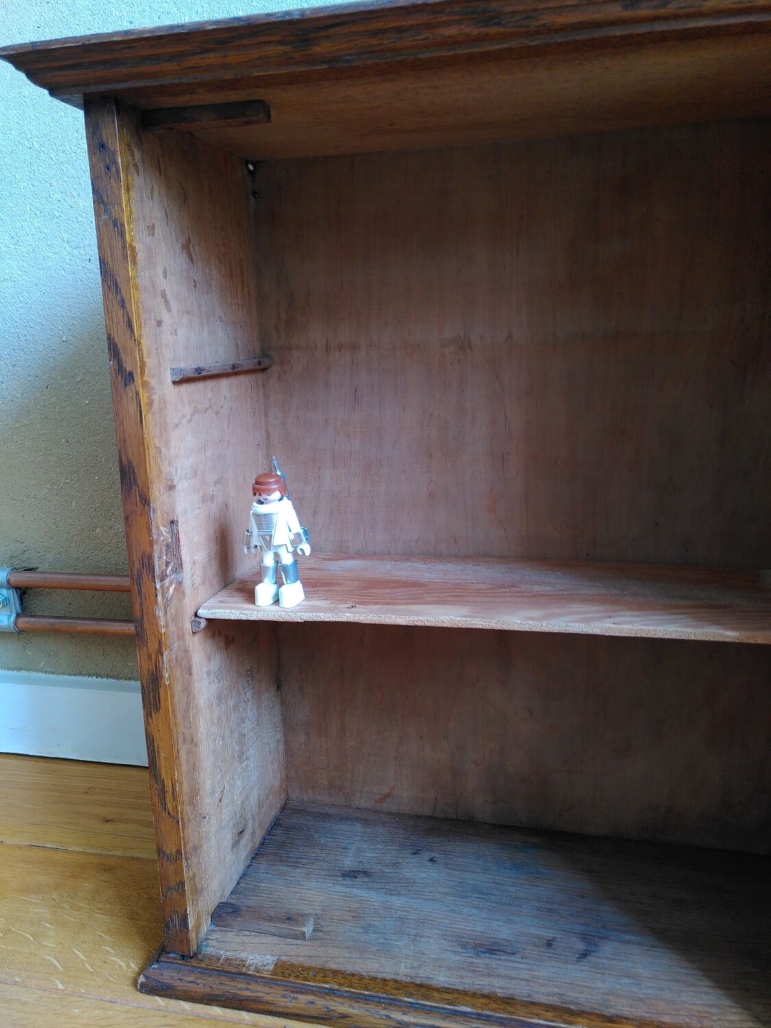 Art deco medicine cabinet