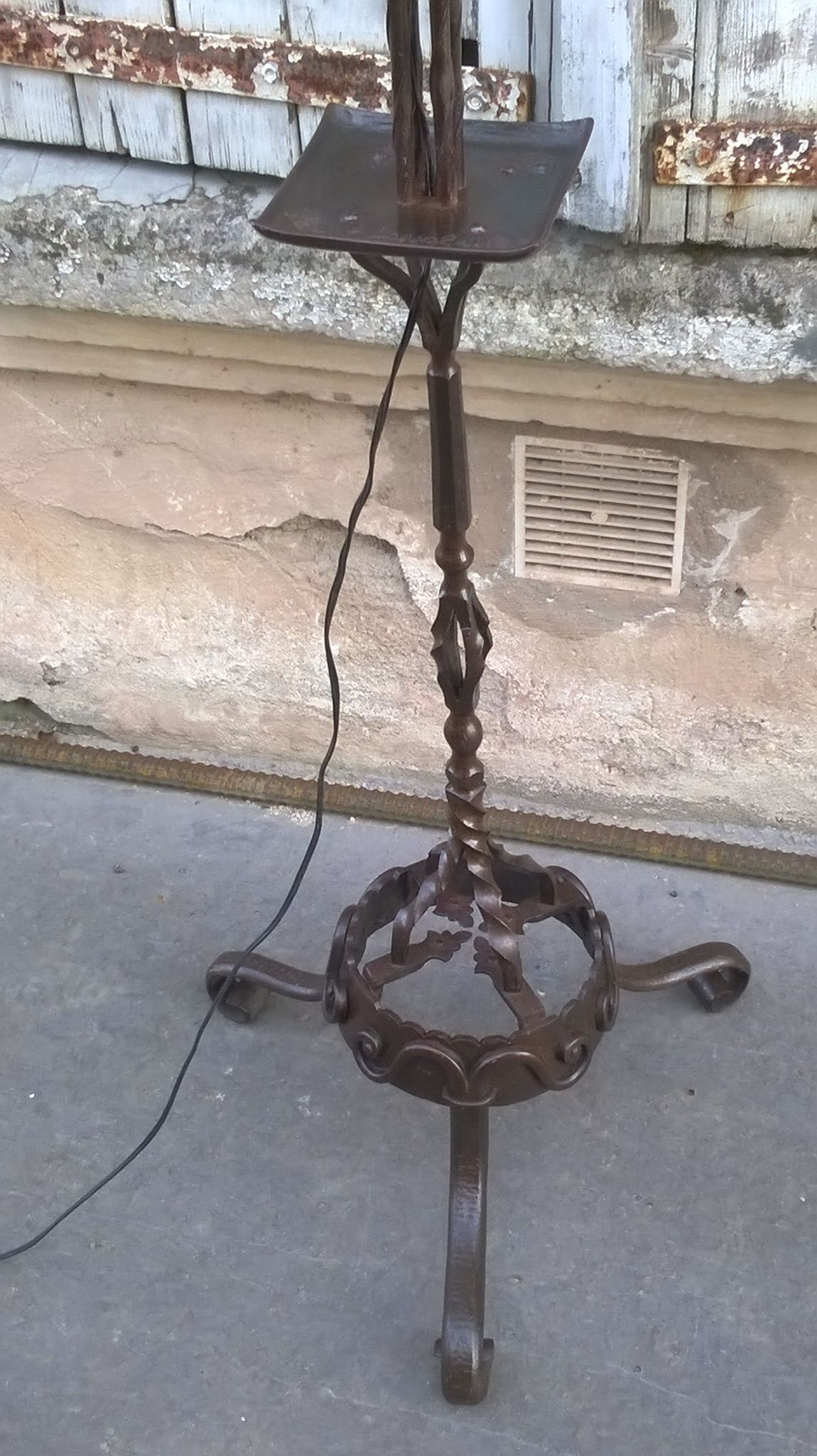Wrought iron lamppost