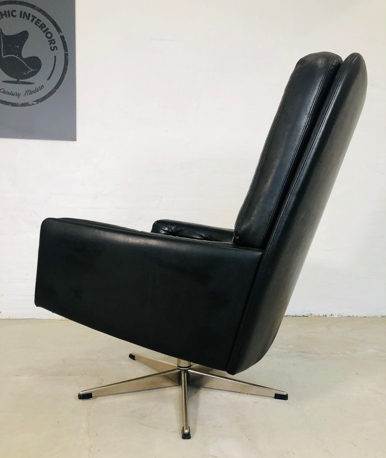 Vintage danish mid century svend. skipper leather lounge chair 1970,s