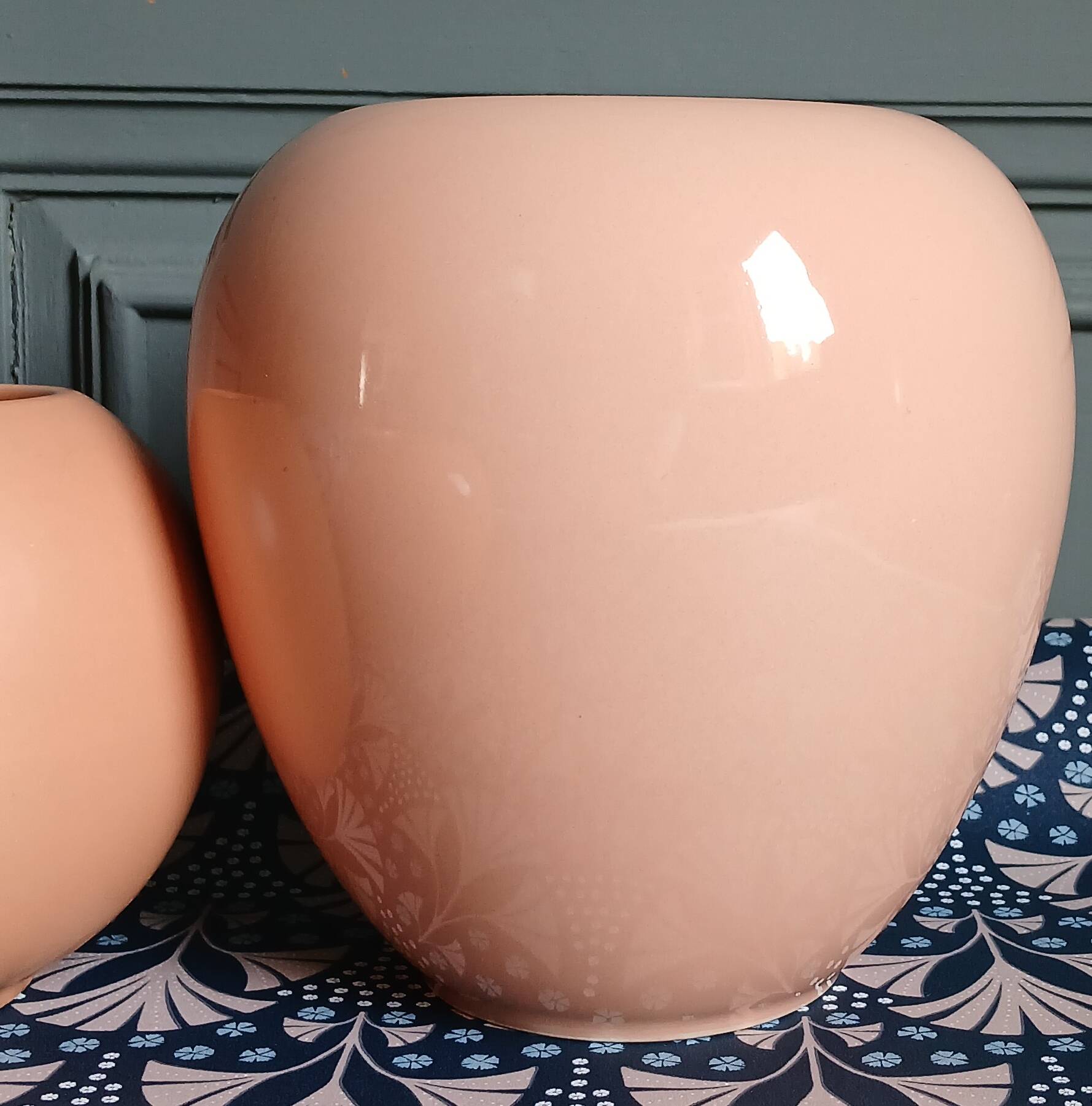 Set de 3 vases boules en céramique émaillée