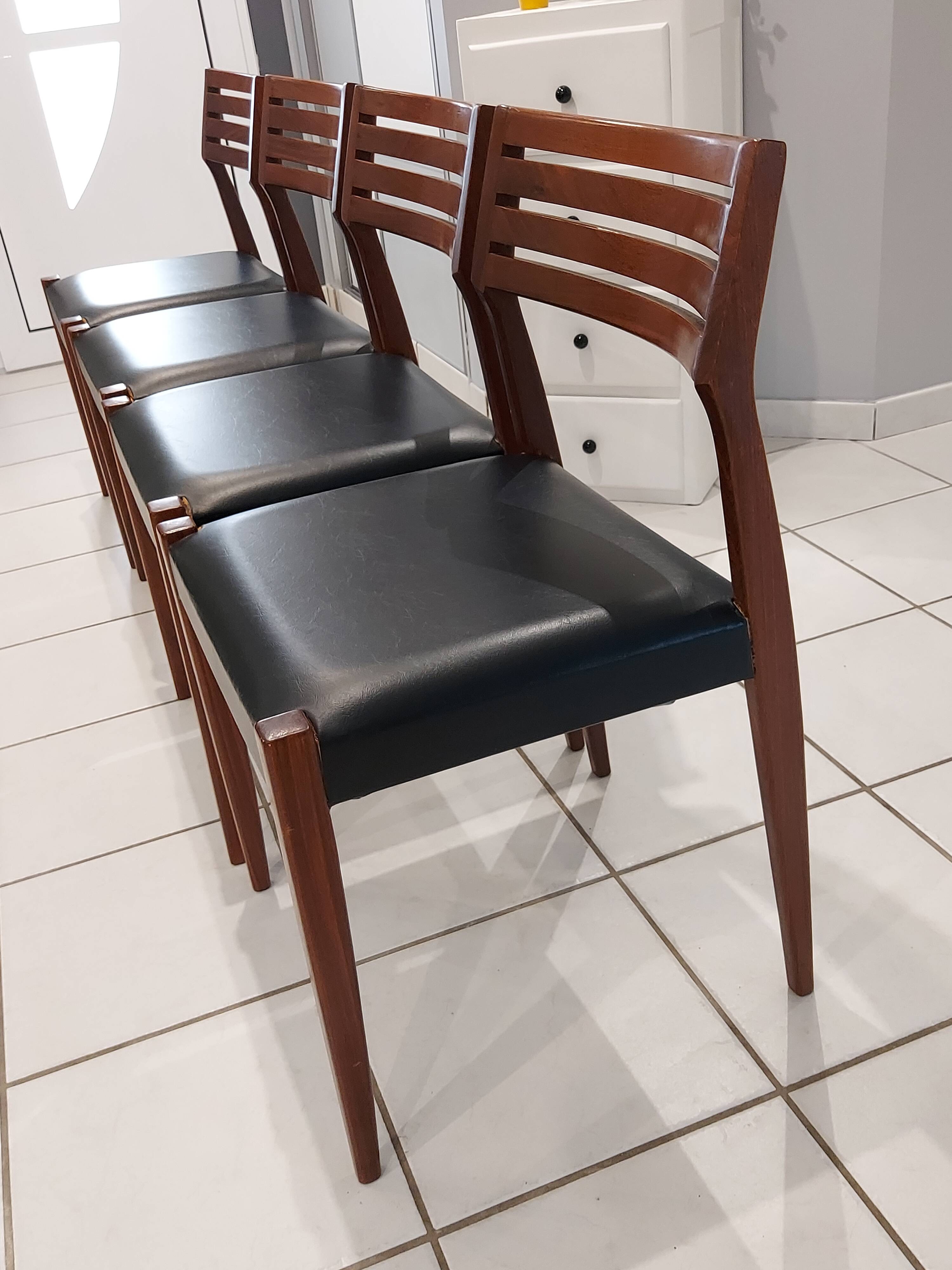 Suite de 4 chaises teck scandinave vintage années 1970