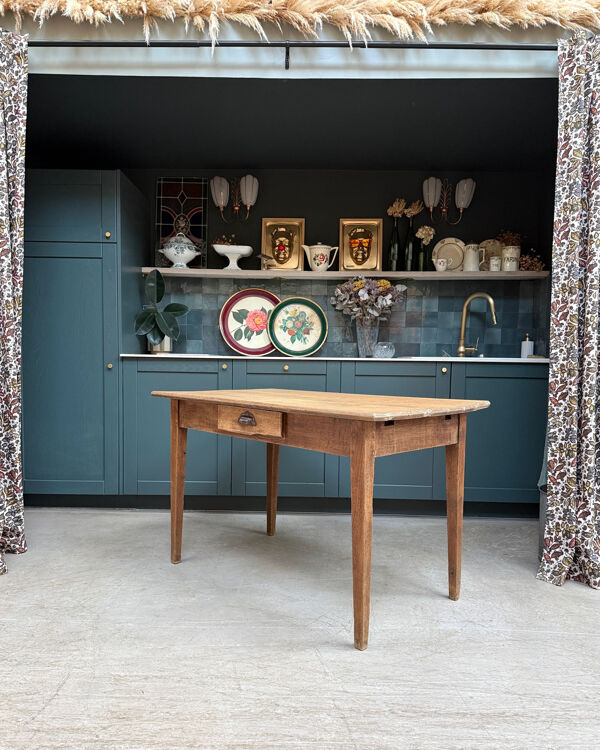 Petite table de ferme (rénovée)