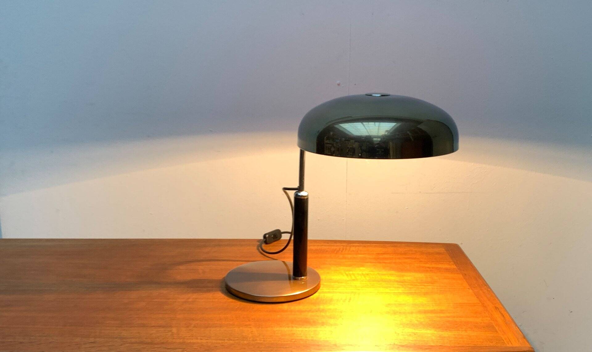 German Bauhaus Pivoting Table Lamp by Hala, 1930s