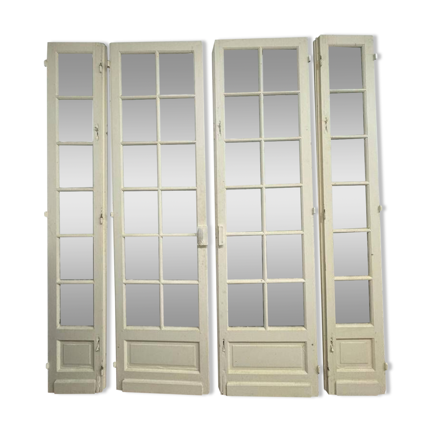 Double glass door in the living room of a Haussmannian apartment