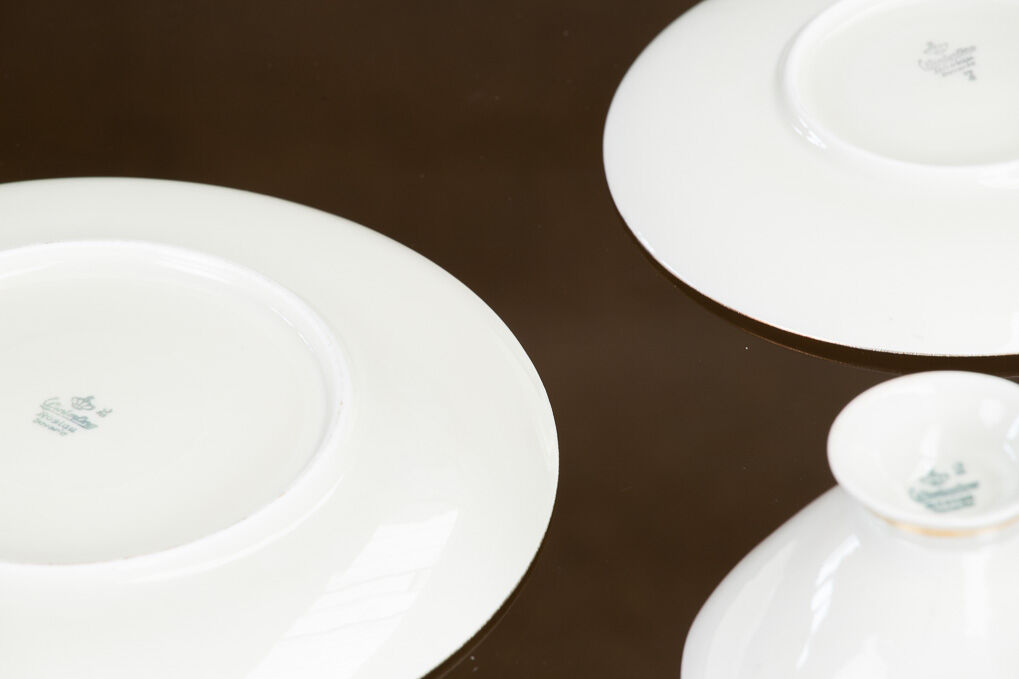 Cup and saucer set in bavaria 1950 porcelain