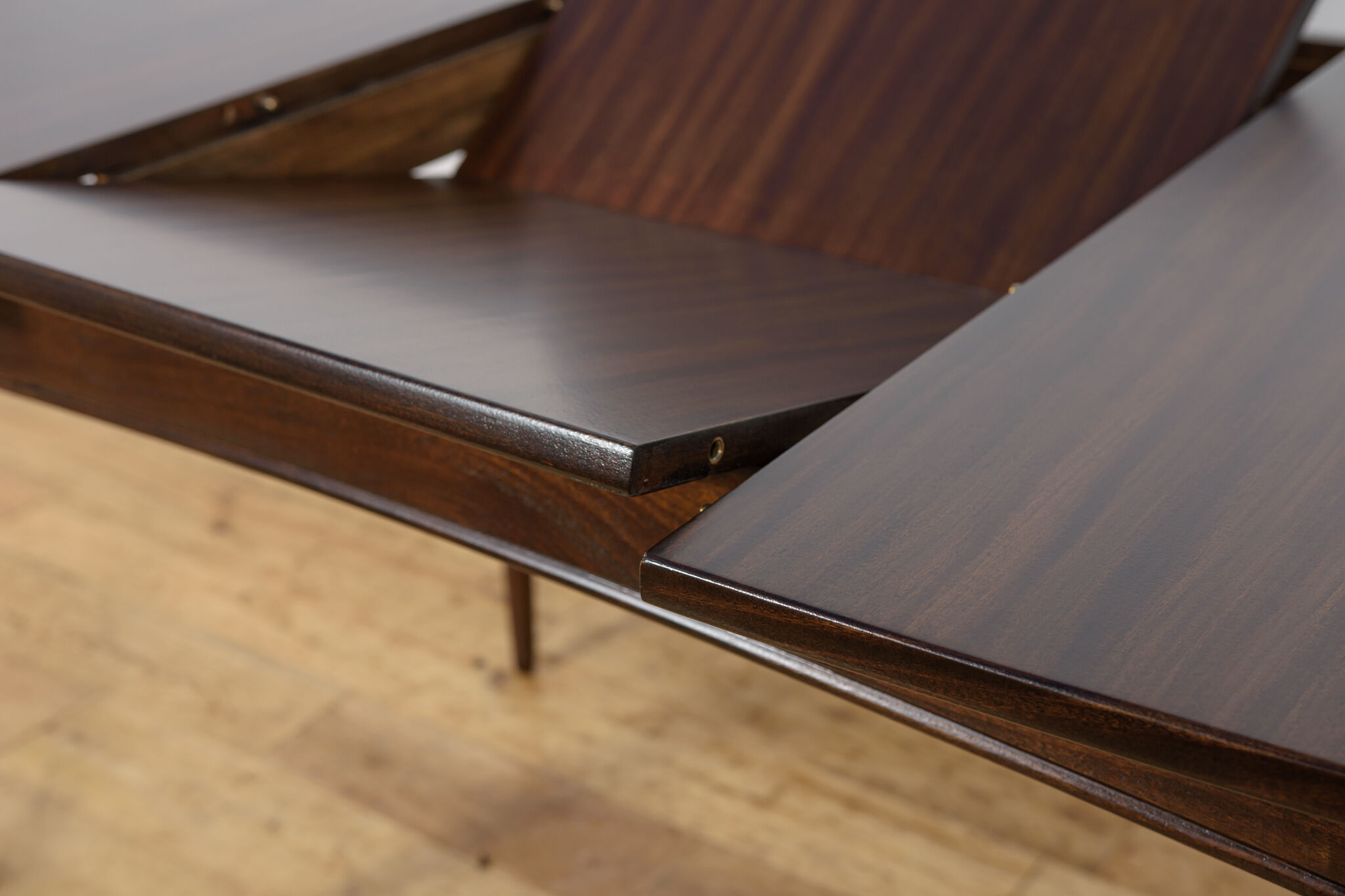 Mid-Century Mahogany Extending Dining Table by White & Newton, United Kingdom, 1960s