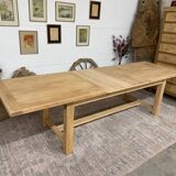 Farmhouse table with central extensions