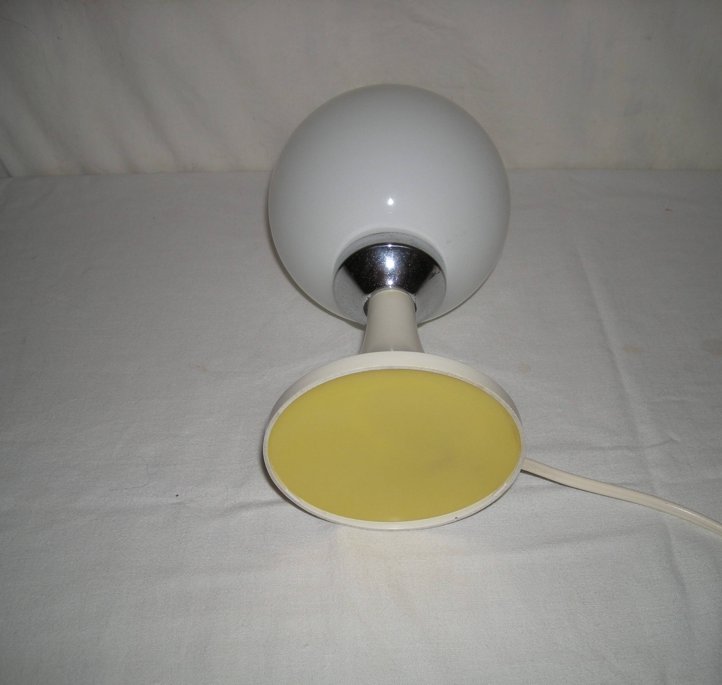 lampe space age des années 70