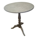 Shabby chic pedestal table