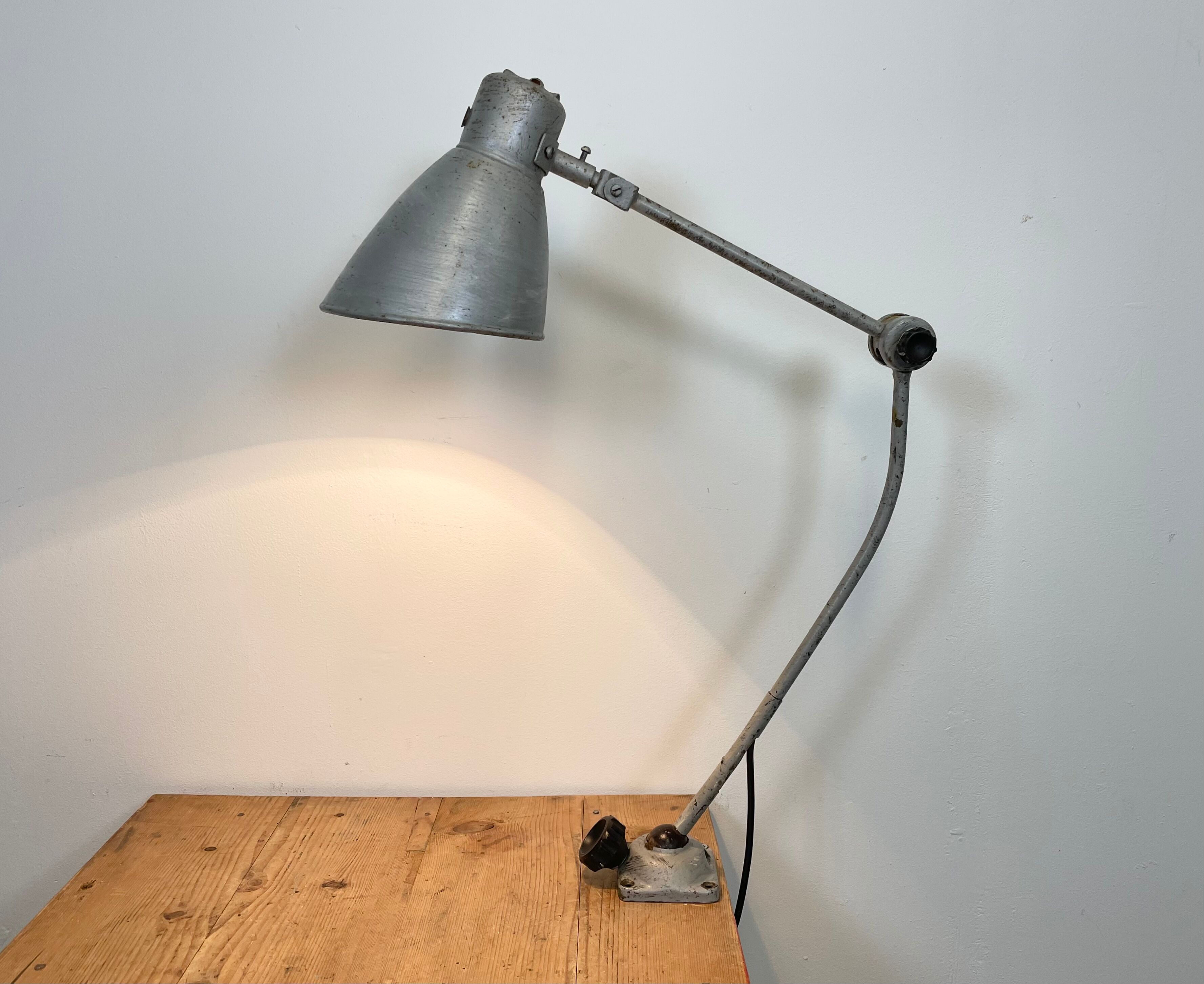 Grey industrial workshop table lamp, 1960s