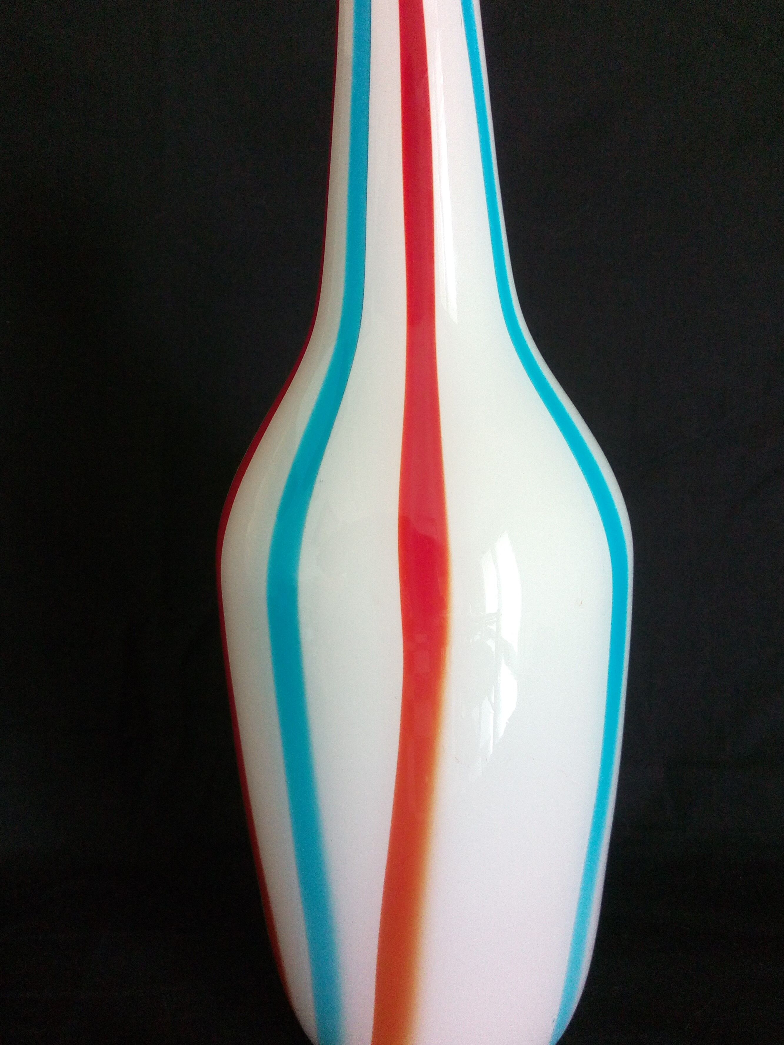 Carlo Moretti vase murano glass blown to the mouth, bottle shape