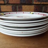 8 assiettes plates