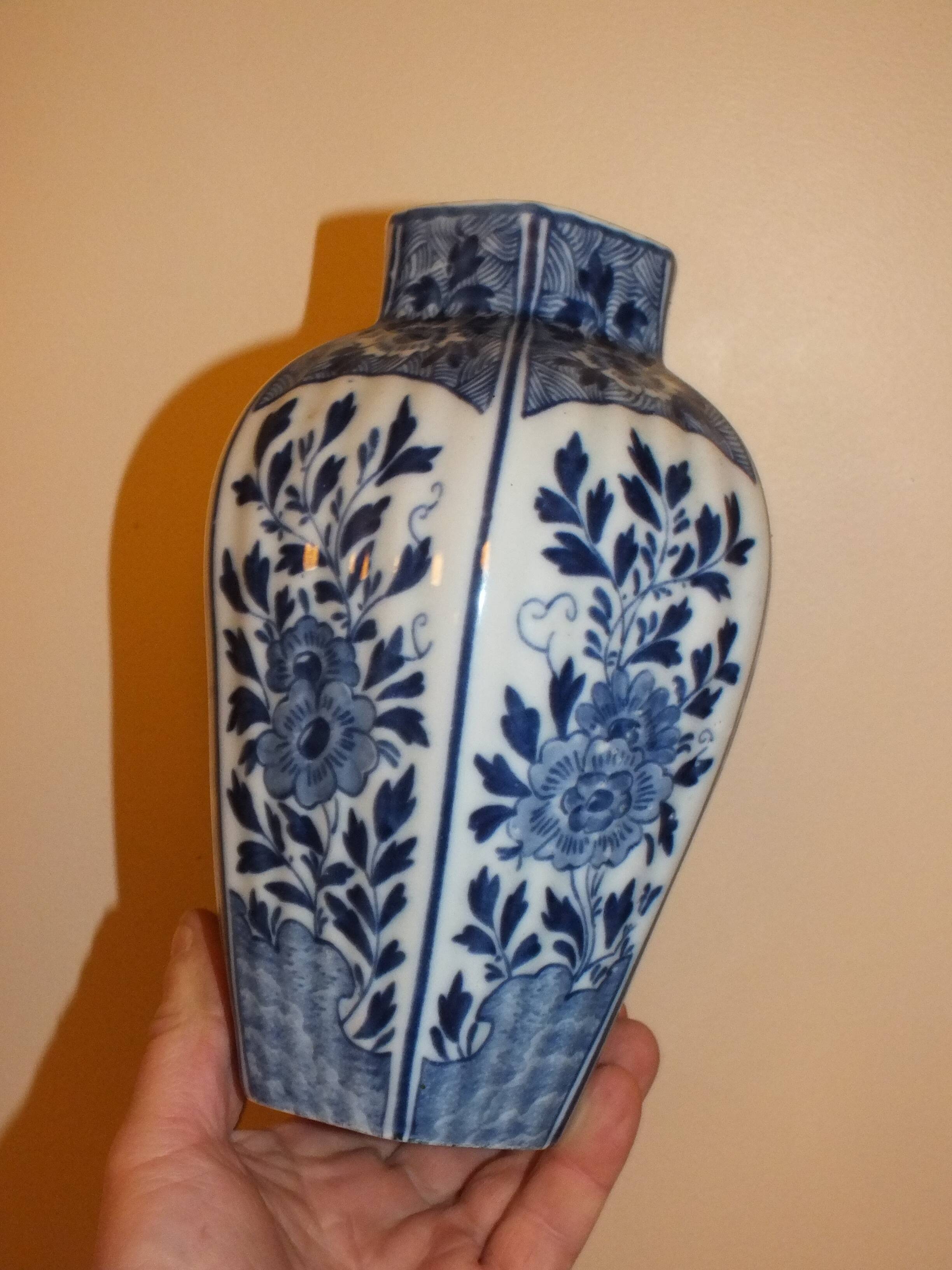 Delft porcelain vase in the style of the 18th century