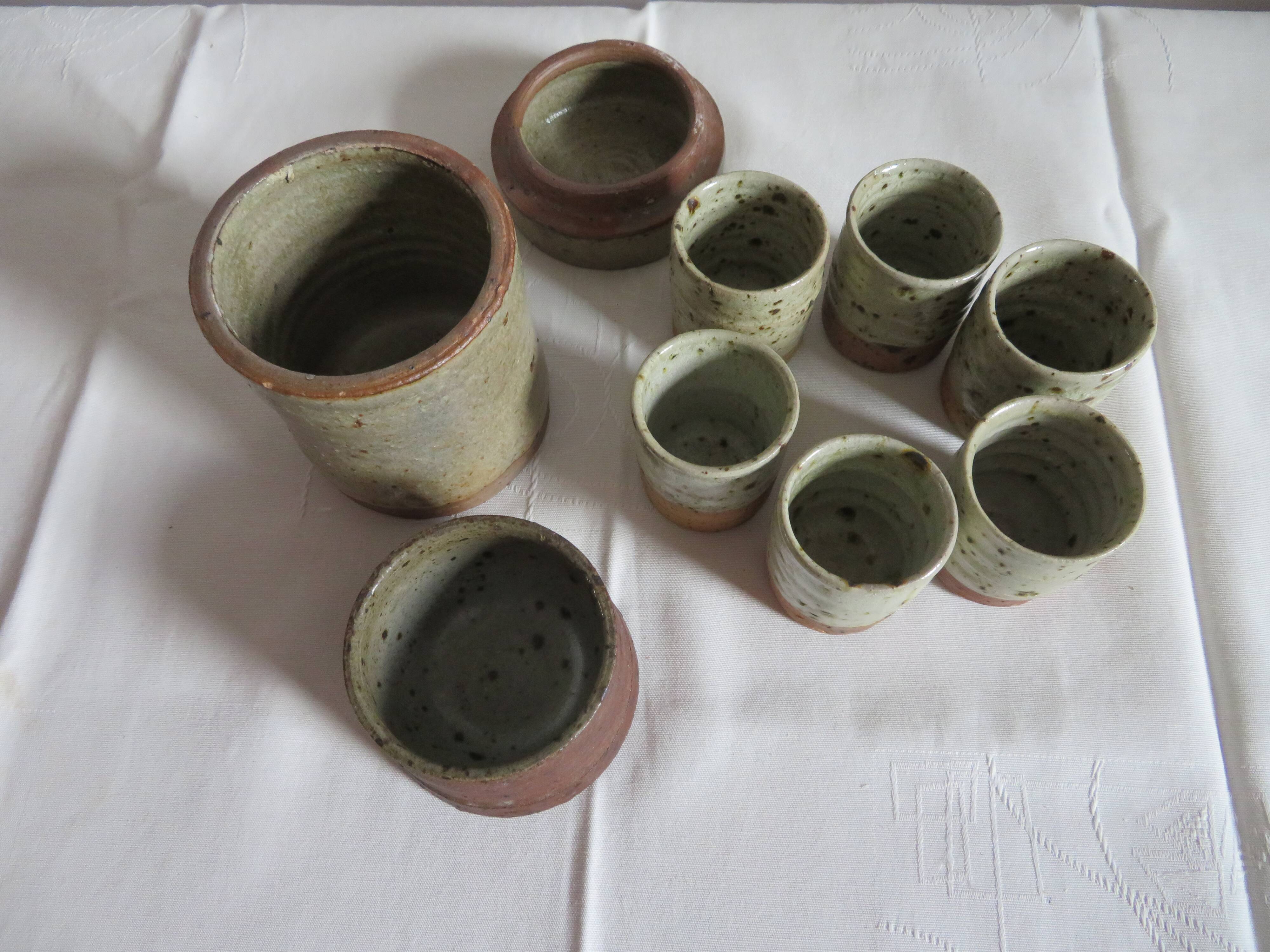 6 coffee glasses, sugar and cookie jar