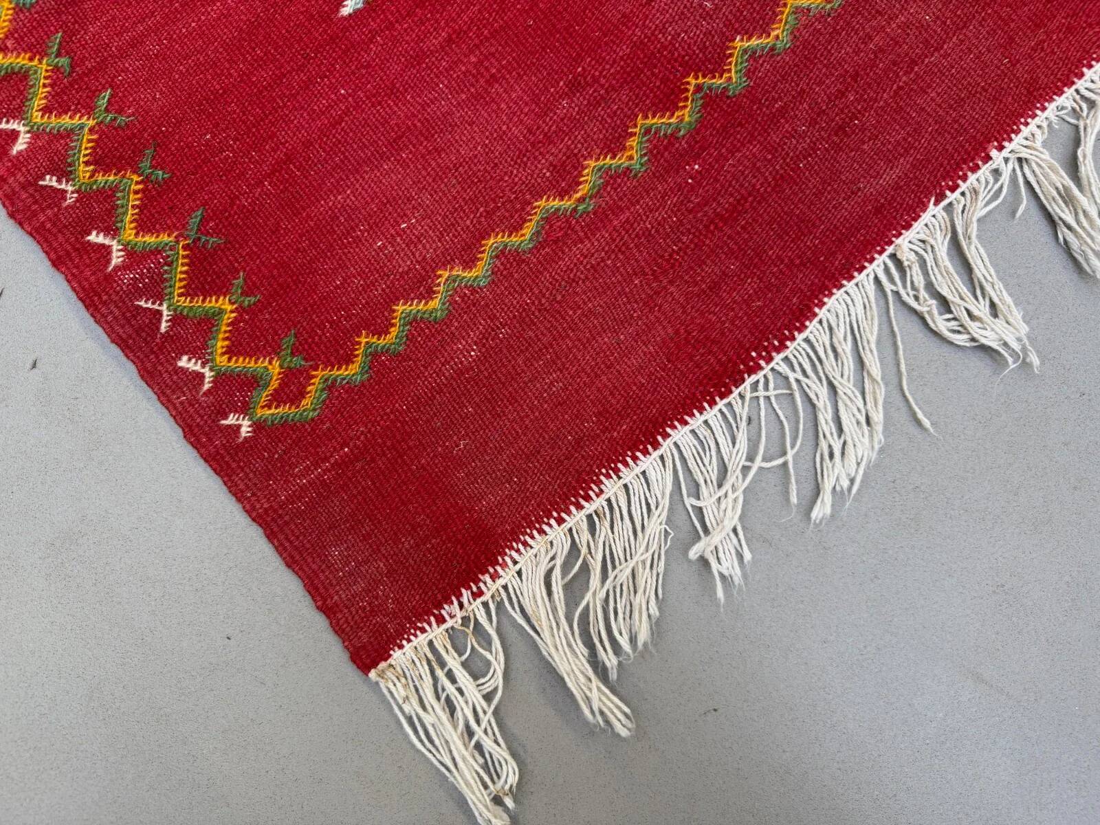 Vintage Moroccan square kilim 103x100 cm kelim wool rug medium 2524
