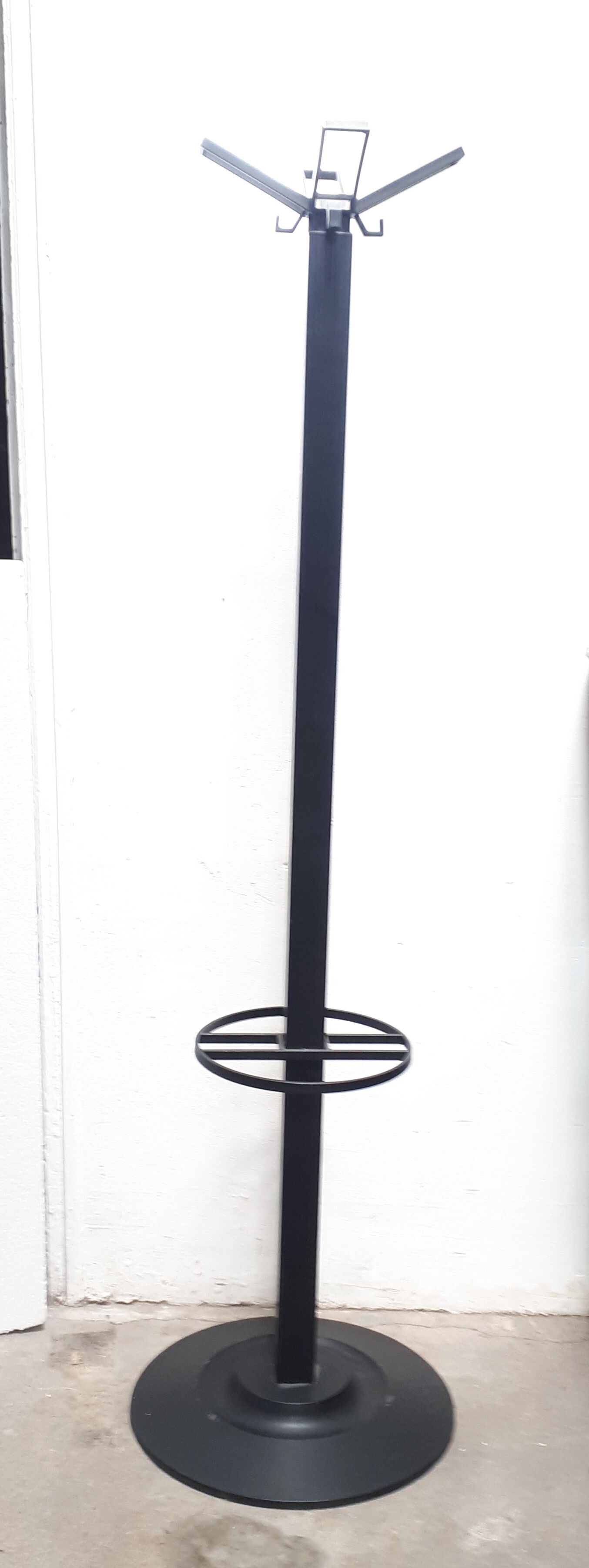 Segmenti Standing Coat Rack - Kartell