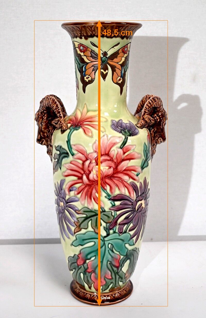 Ceramic vase – 1930