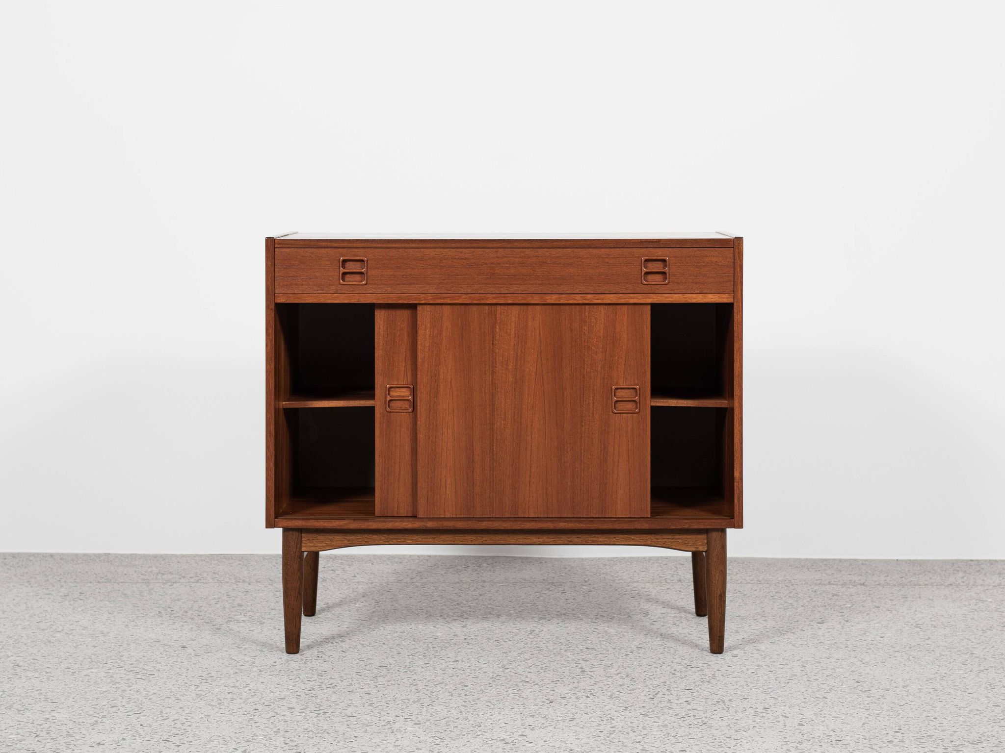 Midcentury Danish cabinet in teak with 1 drawer and 2 sliding doors 1960s