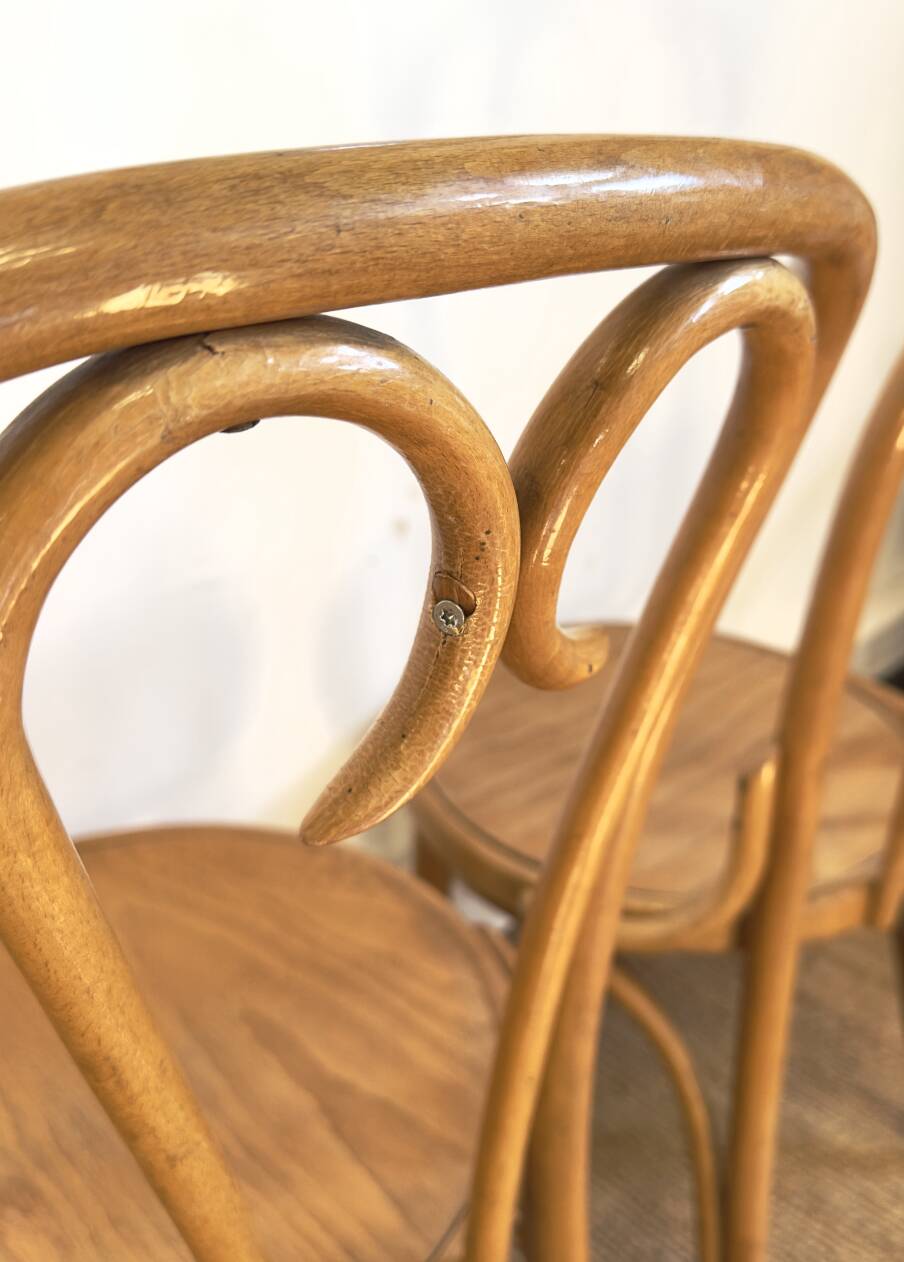 4 bentwood bistro chairs – Thonet style