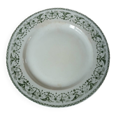 Plat ancien en terre de fer