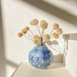 Thistle vase
