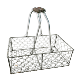 Panier grillagé
