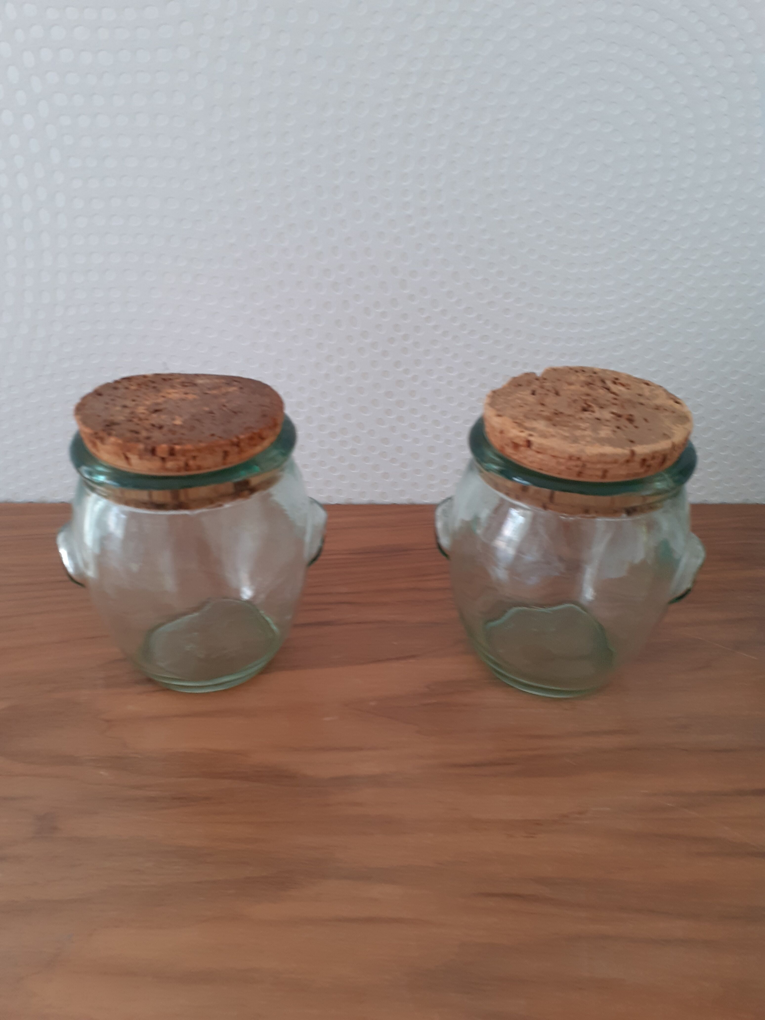 6 glass jars with vintage cork caps