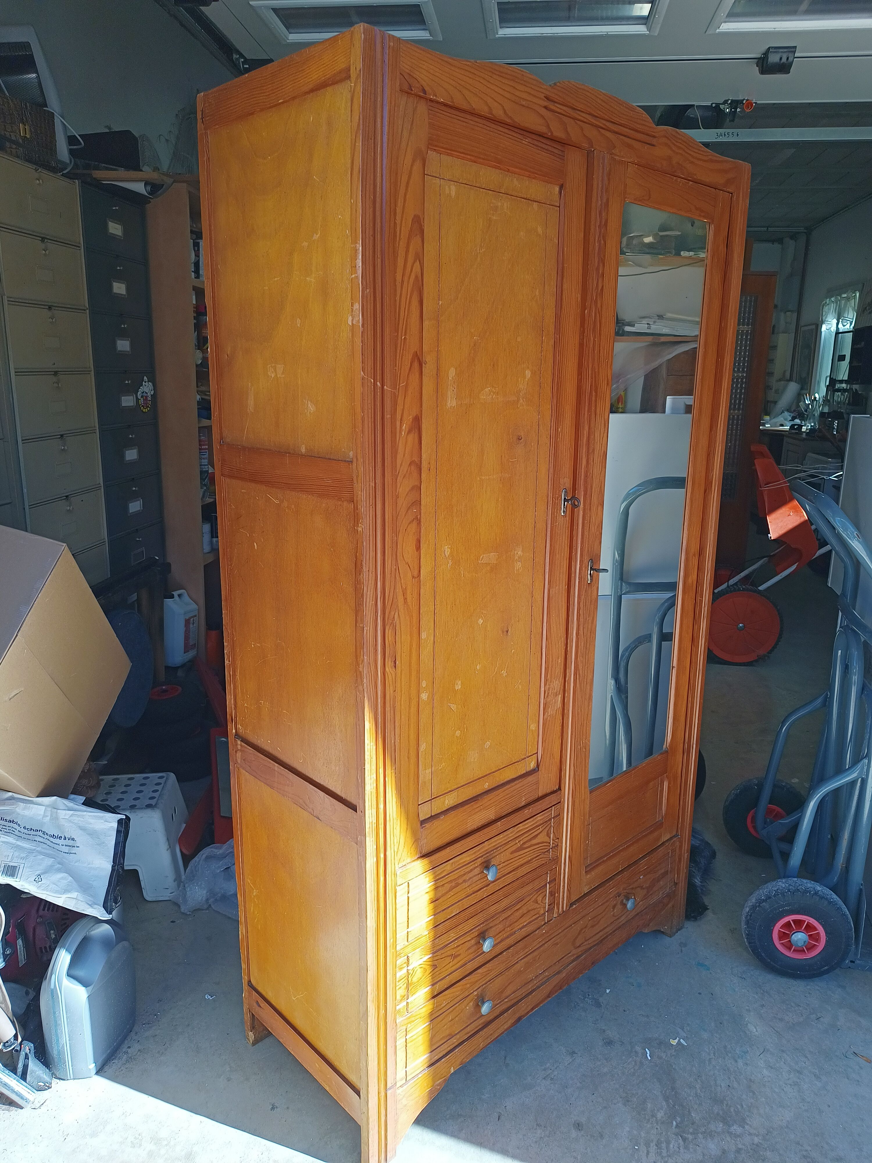 Vintage Parisian wardrobe