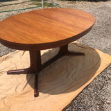 Ensemble table et chaises