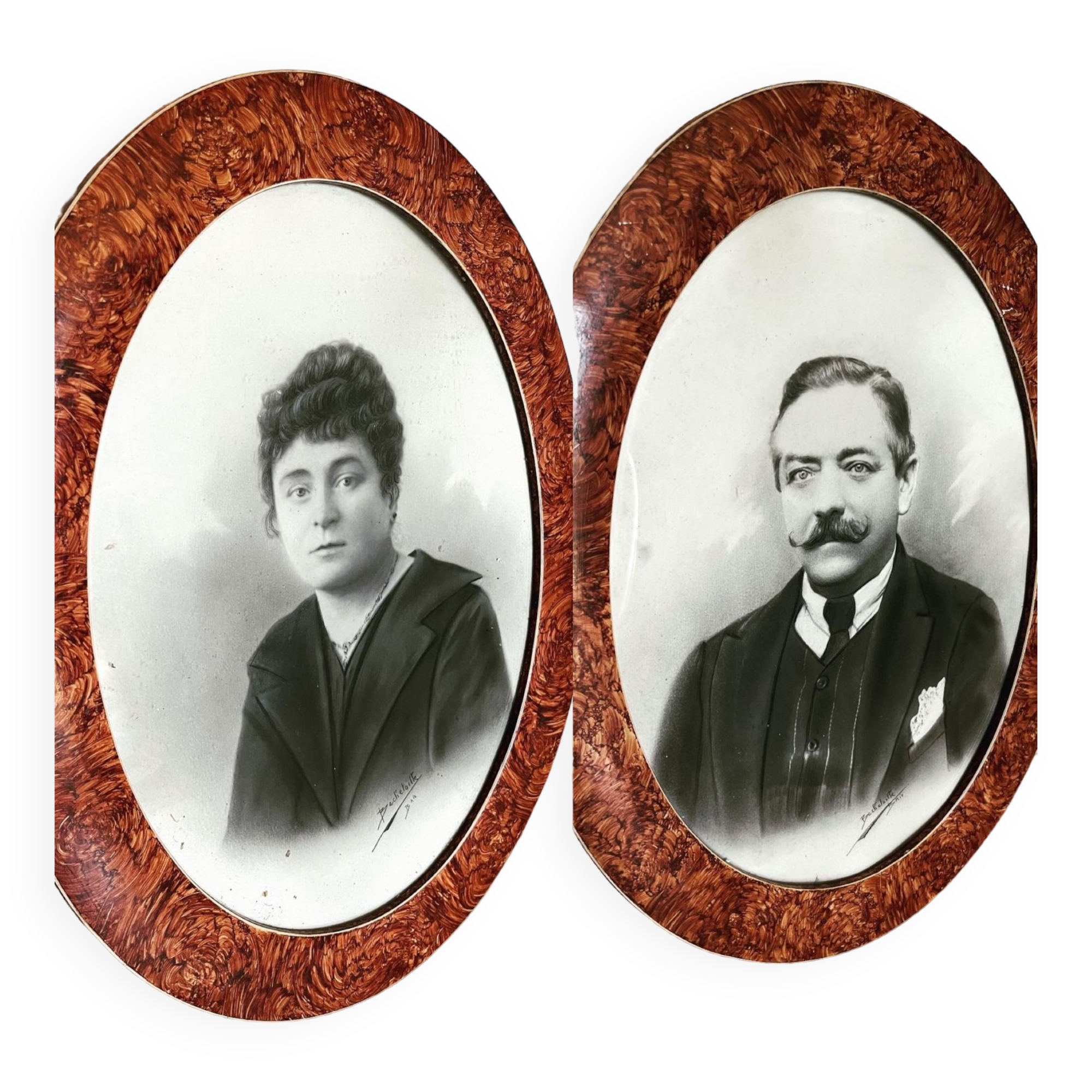 Lot of 2 19th century photo portraits