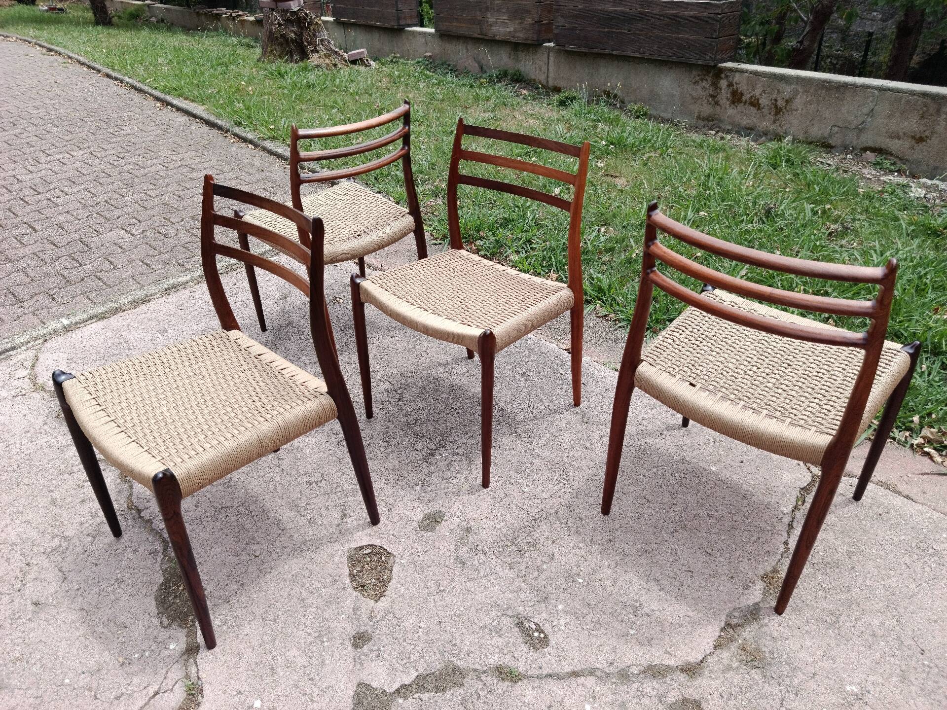 Chaises no78 palissandre/ corde Niels Otto Moller