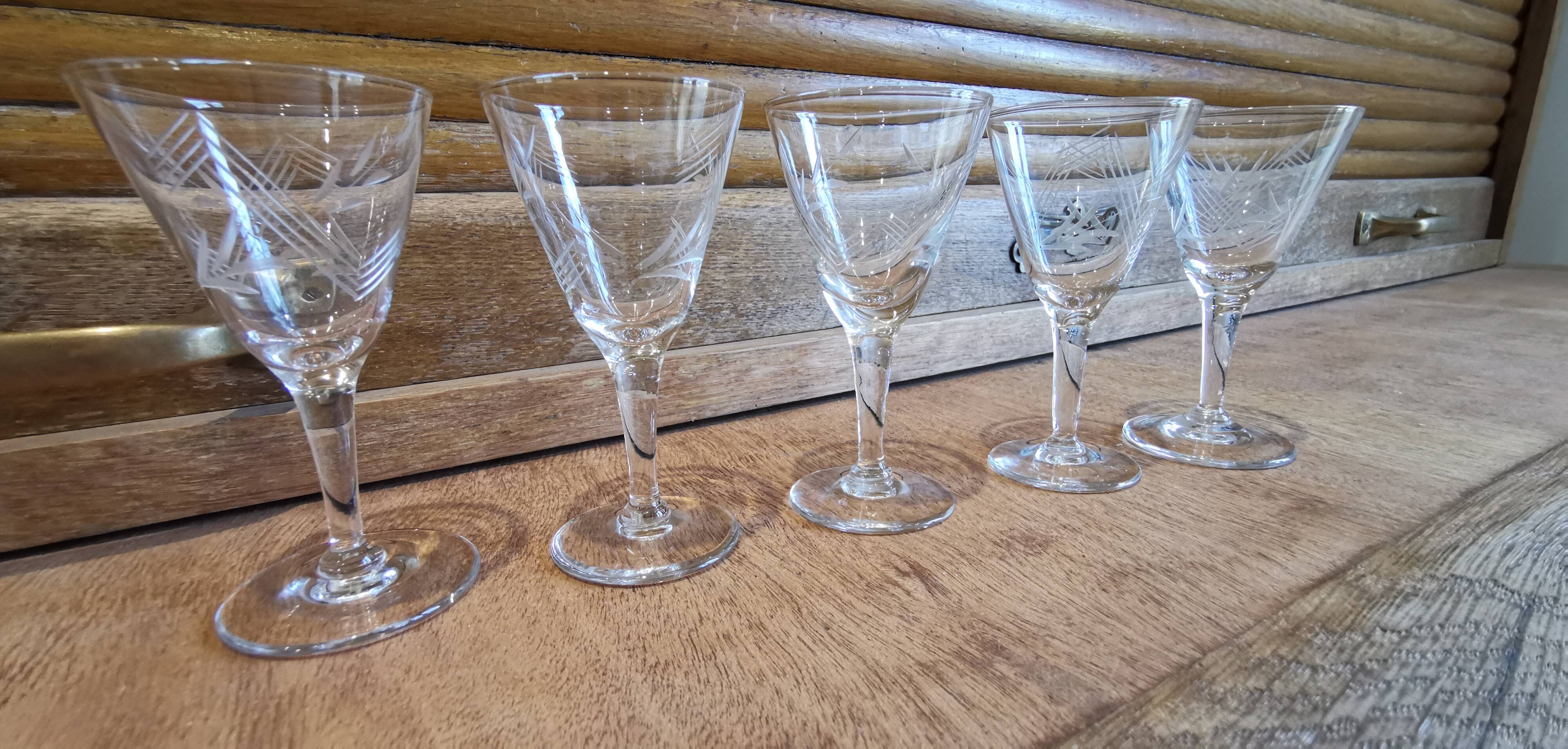 Set of 5 vintage chiseled conical crystal stemware