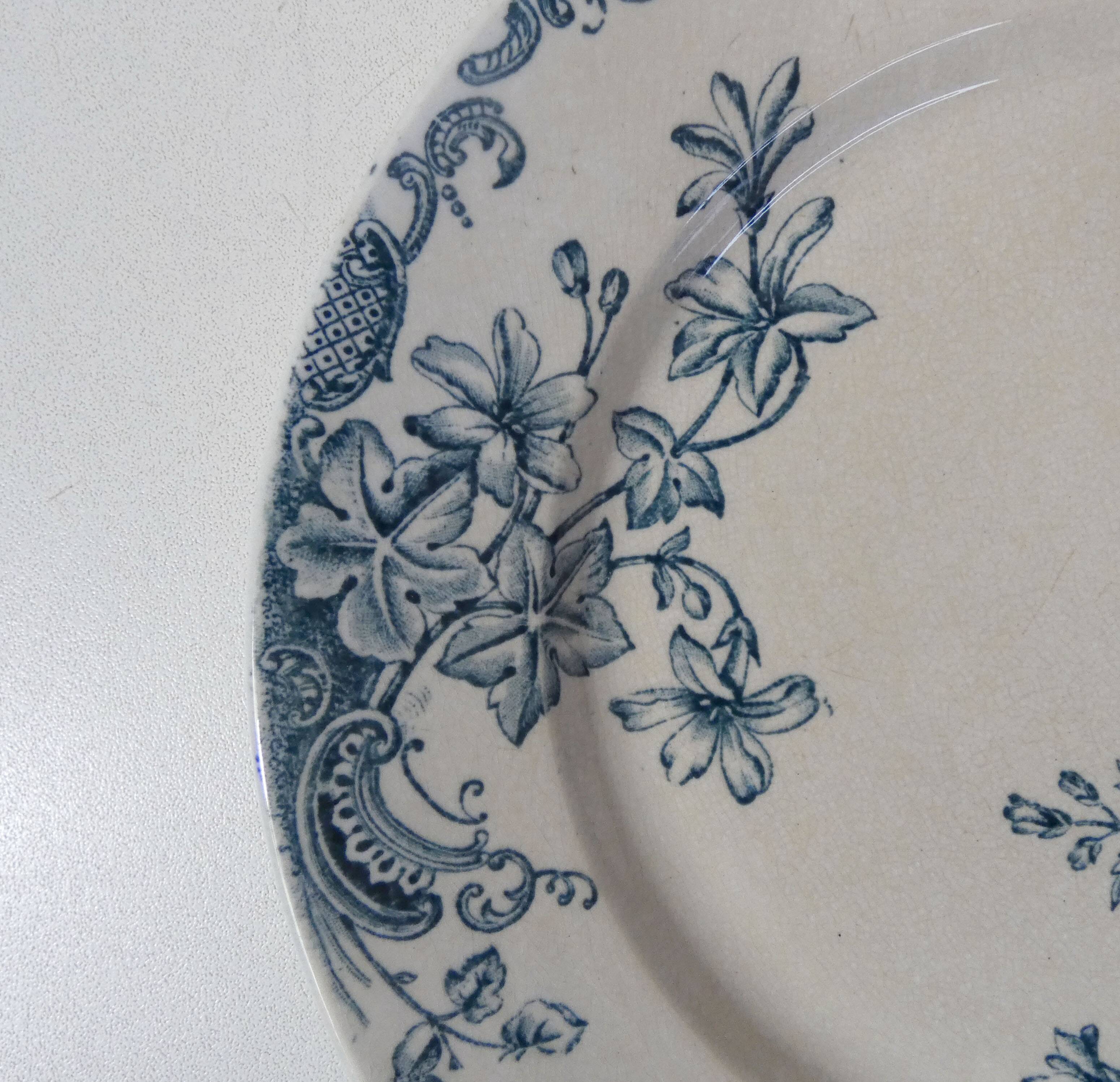 Terre de fer 4 assiettes plates fleurs althaea