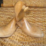 Wooden shoe trees