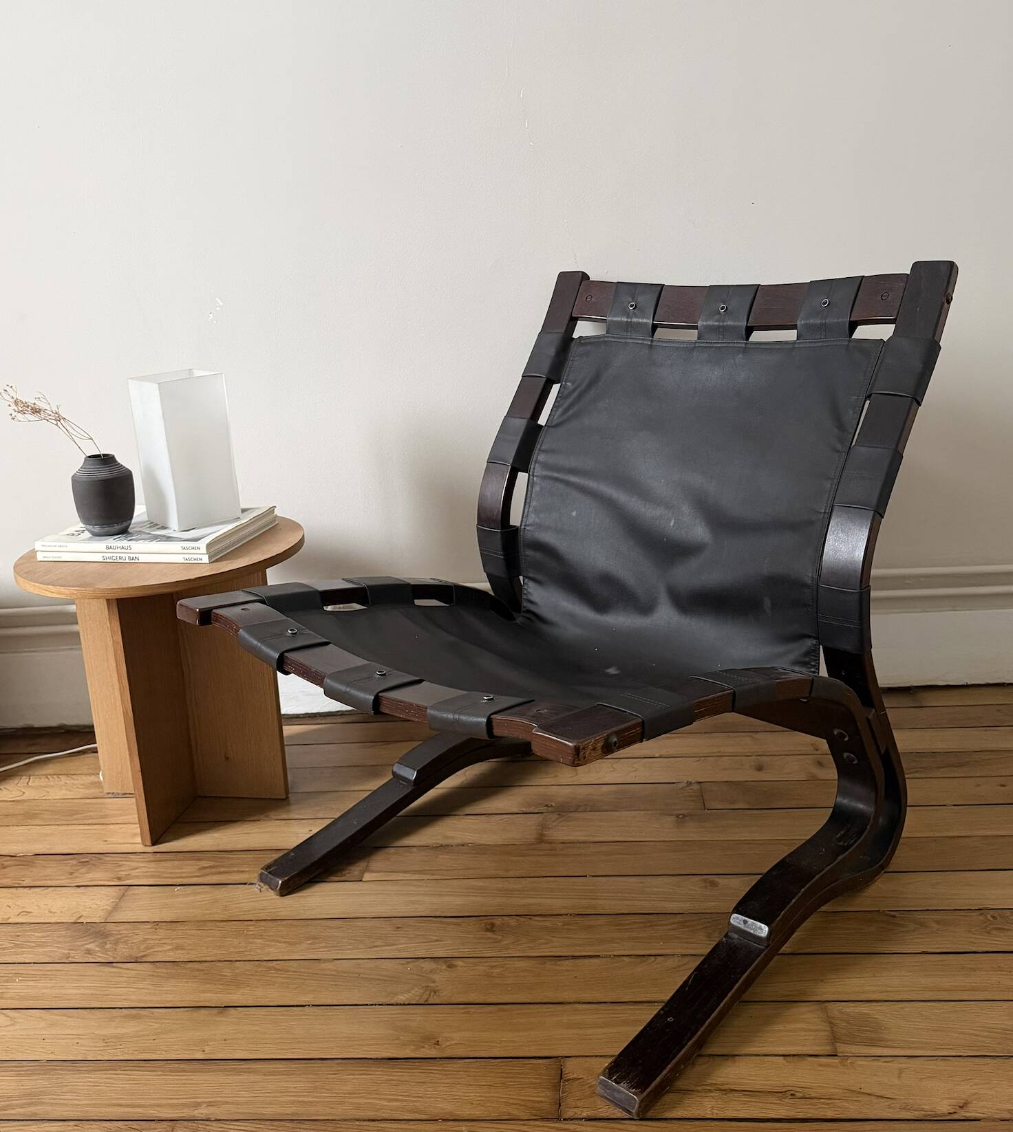 Skyline Scandinavian armchair by Einar Hove