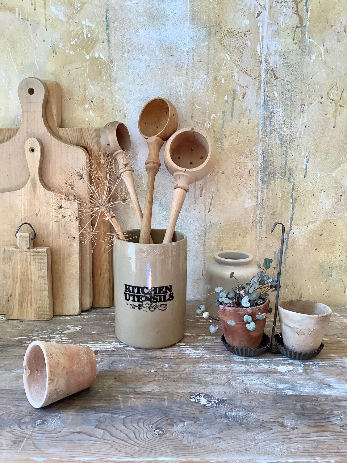 Pearsons of Chesterfield Kitchen Utensil Pot