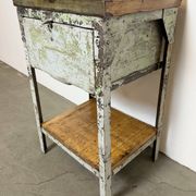 Commode en fer industriel gris, années 1950