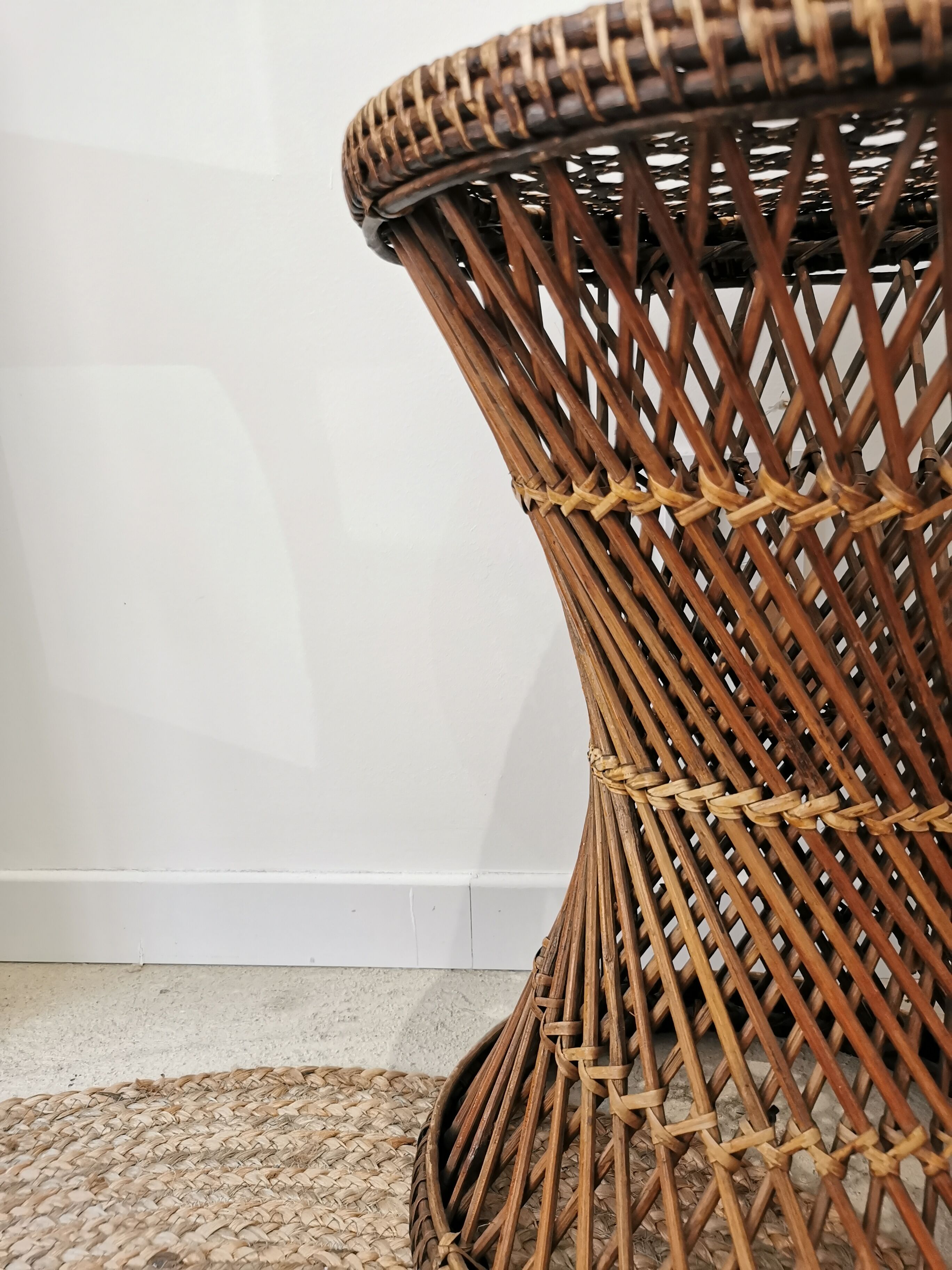 Diabolo tamtam stool in vintage buri rattan