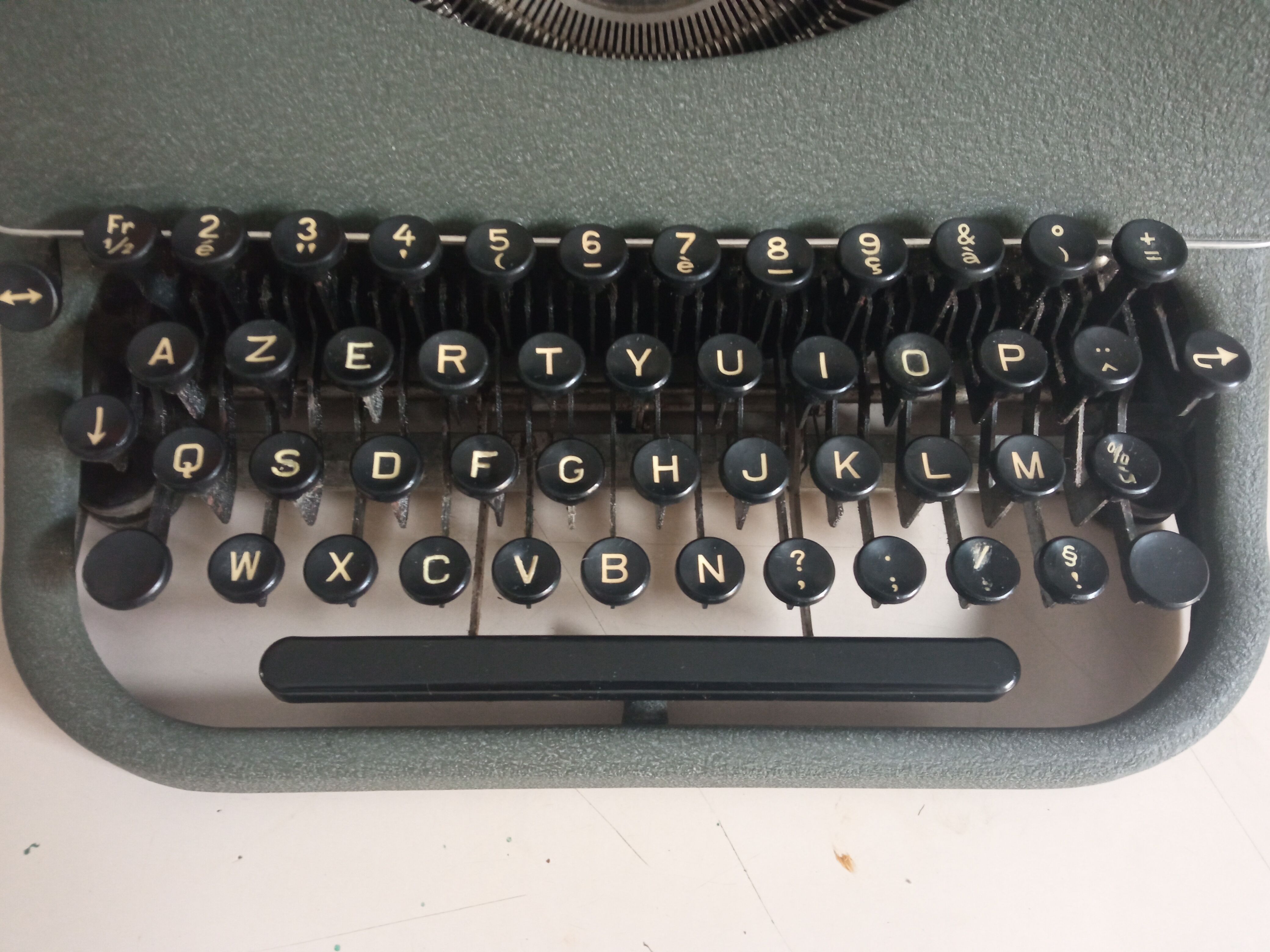 Very old manufrance typo typewriter