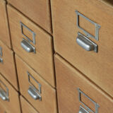 Furniture of trade: dresser of apothecary.