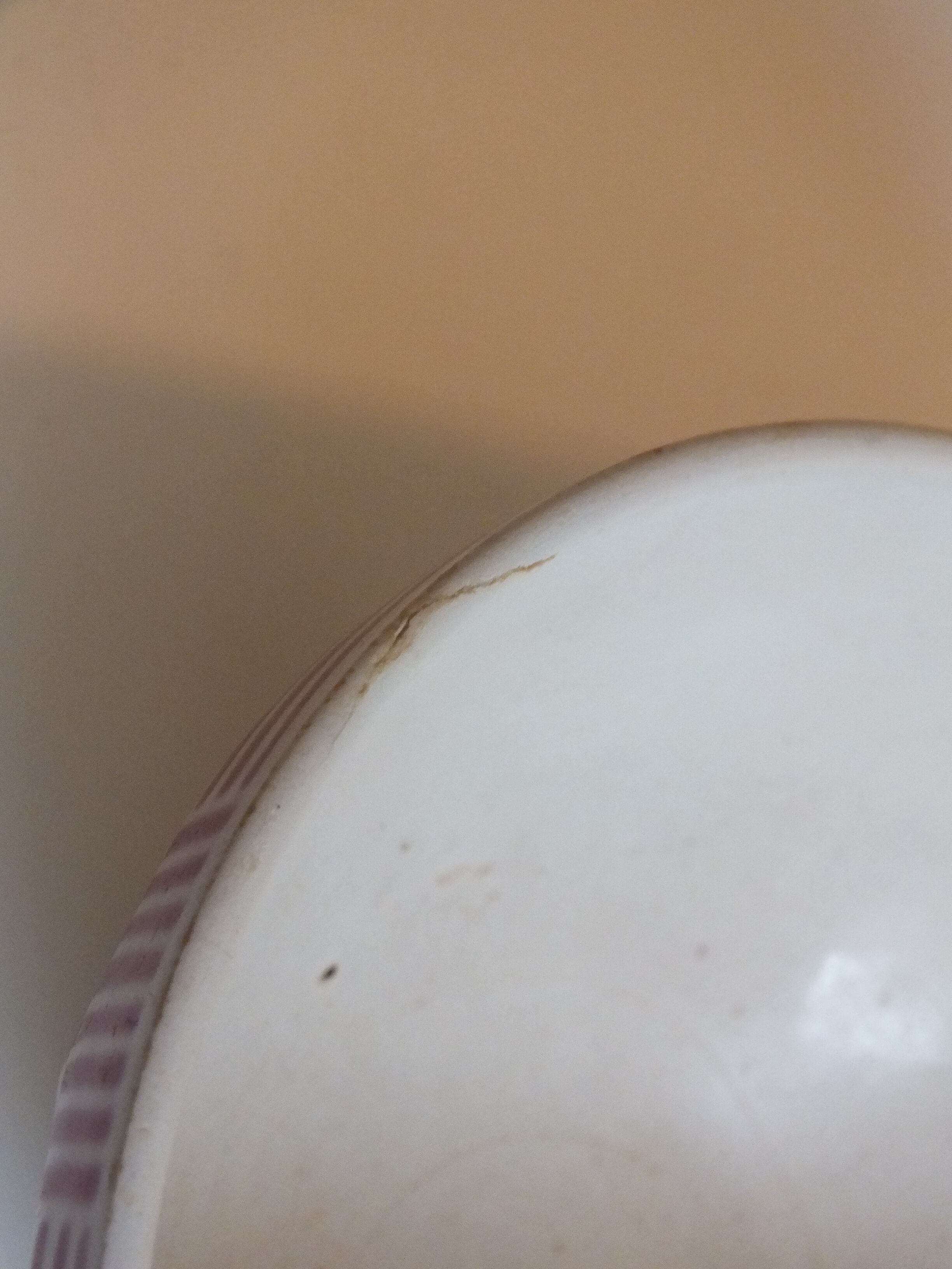 Vintage faceted bowl decorated with roses